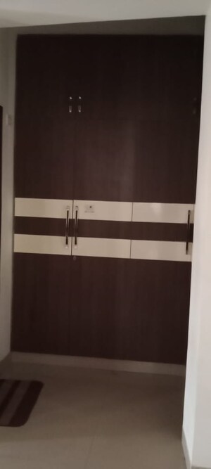 Furnished Amenities in 2 BHK Apartment at Unitech The Residences Gurgaon, Sector 33 – for Sale