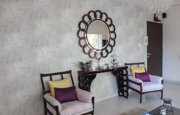 Living Room in 3 BHK Apartment at Sea Garden View, Santacruz West – for Rent