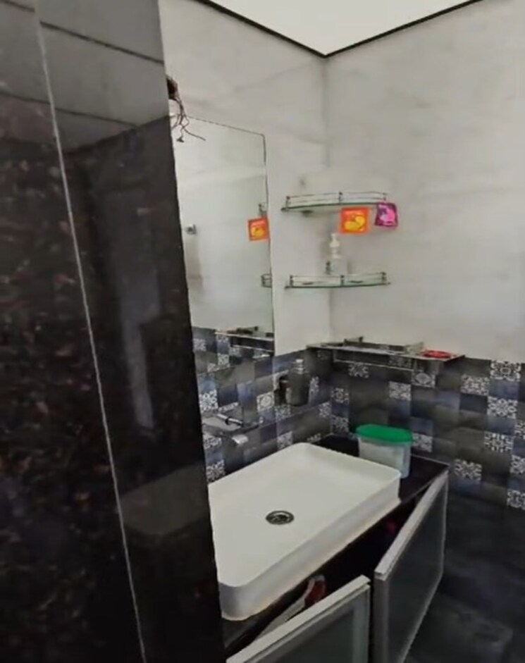 Bathroom, siddhi-garima 2 Bedroom 975 Sq.Ft. Apartment In Chembur Mumbai 9087262