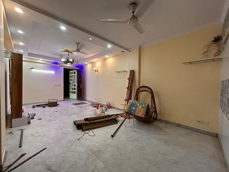 Gym, chattarpur 3 Bedroom 1350 Sq.Ft. Builder Floor In Chattarpur Delhi 9087275