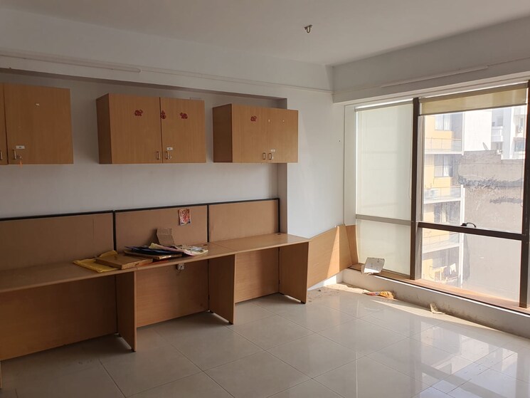 Team Area, thaltej Commercial Office Space 777 Sq.Ft. In Thaltej Ahmedabad 9087282