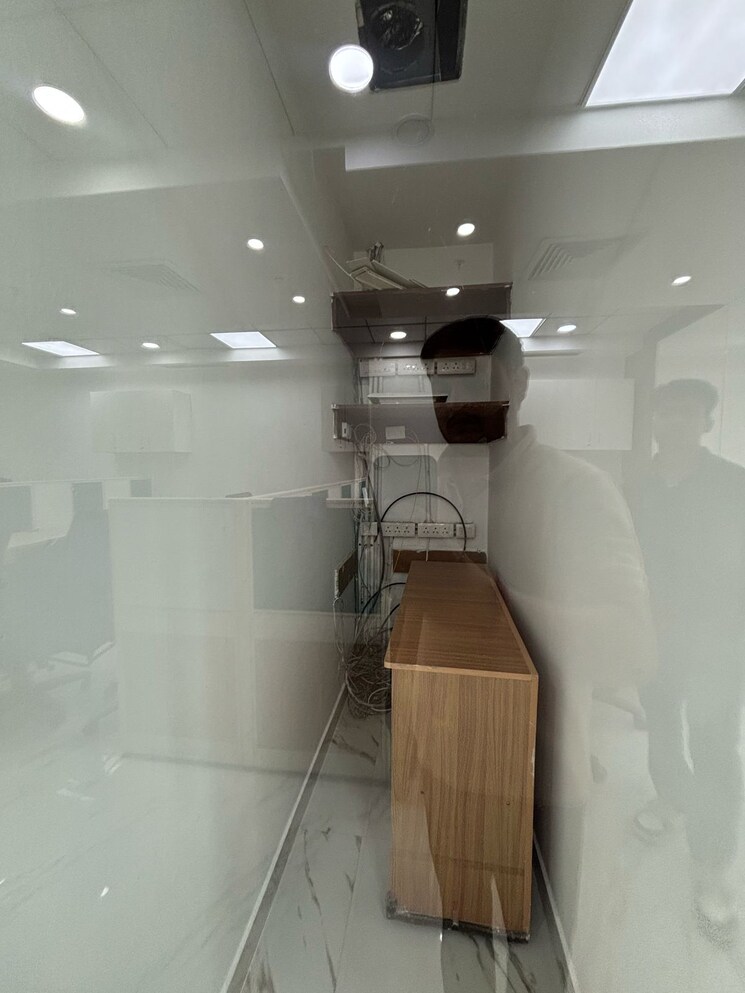 Bathroom, ild-trade-centre Commercial Office Space 1150 Sq.Ft. In Sector 47 Gurgaon 9087305