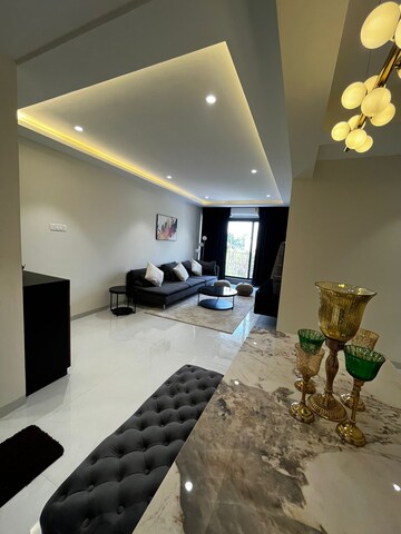 Team Area in 3 BHK Apartment at Dadar West – for Sale