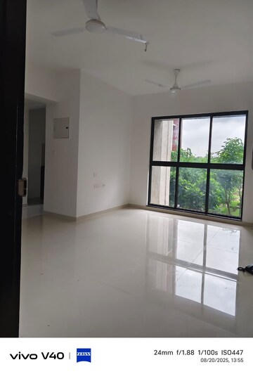 Room in 1 BHK Apartment at Lodha Palava Downtown, Dombivli East – for Rent