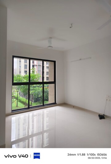 Room in 1 BHK Apartment at Lodha Palava Downtown, Dombivli East – for Rent