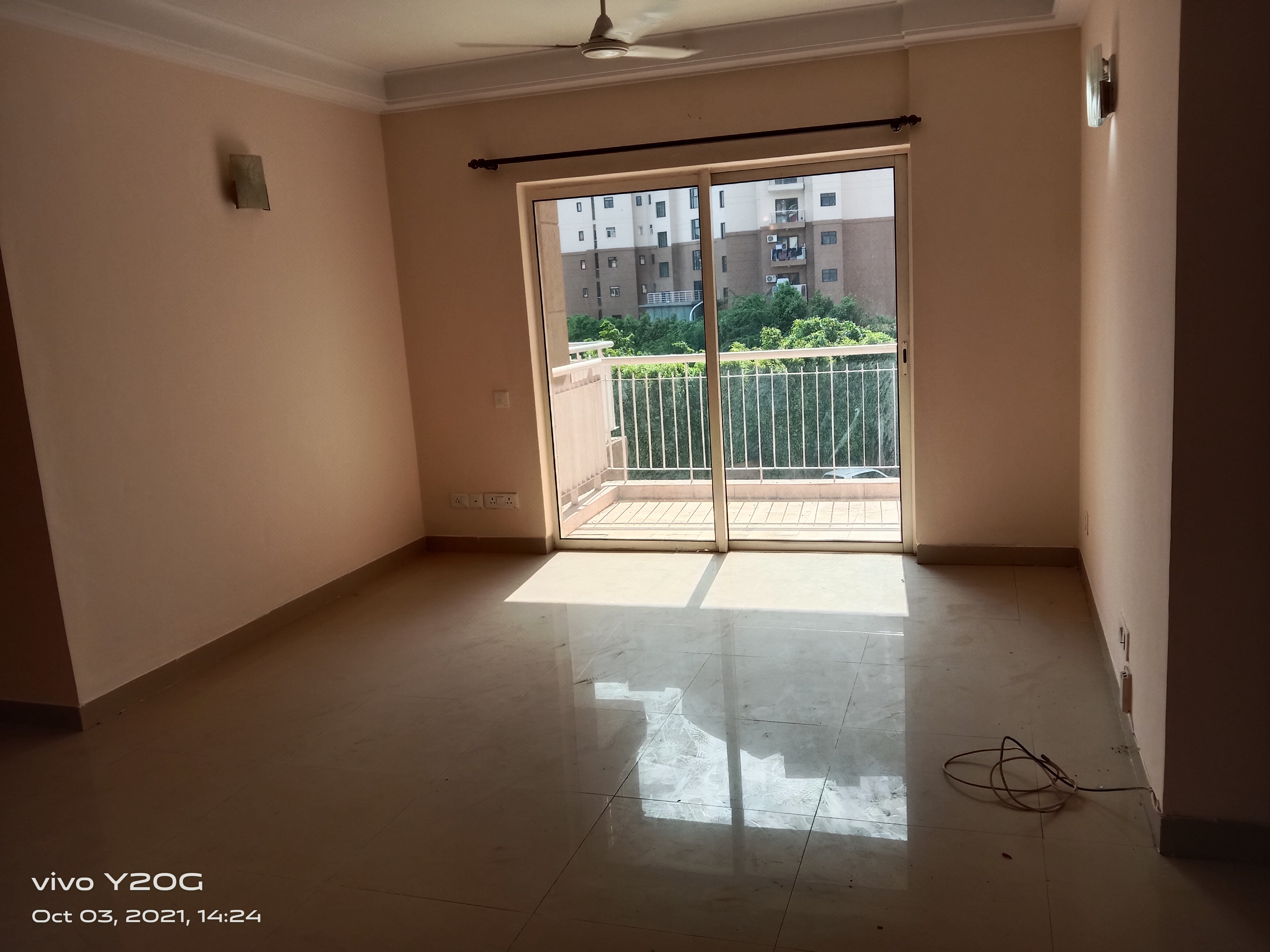 2 BHK + Extra Room Apartment For Sale in BPTP Freedom Park Life
