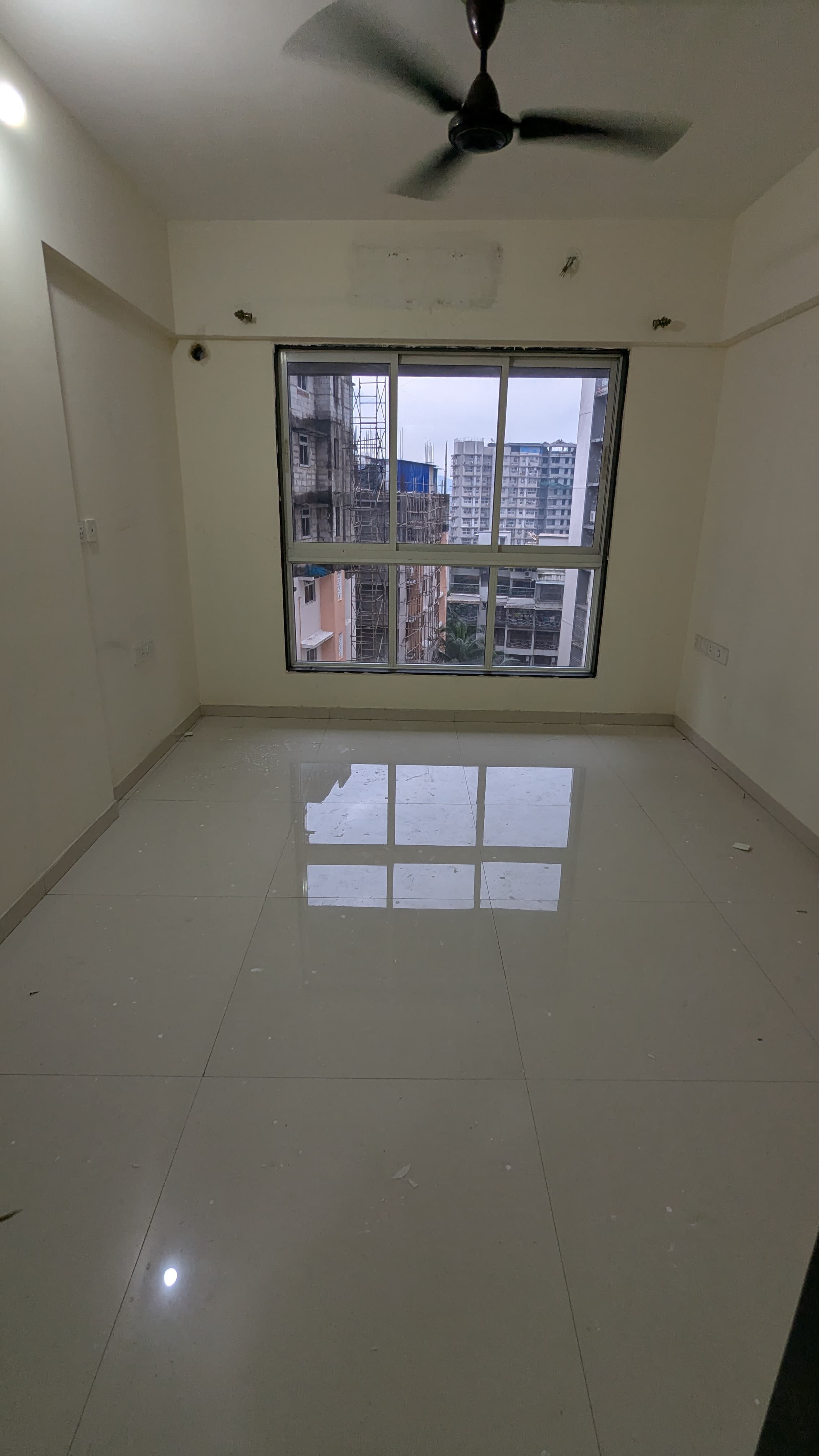 2 BHK Apartment For Rent in Godrej Central