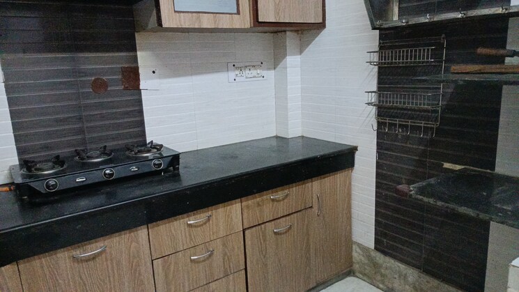 Kitchen, vaishali sector 5 3 Bedroom 1246 Sq.Ft. Builder Floor In Vaishali Sector 5 Ghaziabad 9087376