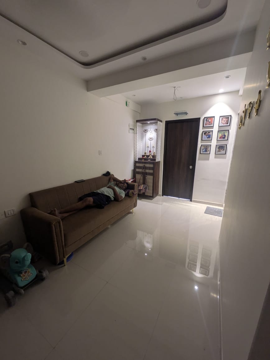 1 BHK Apartment For Sale in UK Iridium