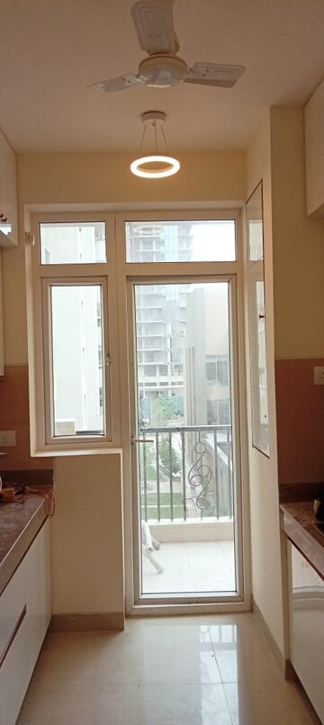 Room in 3 BHK Apartment at Emaar Emerald Estate, Sector 65 – for Rent