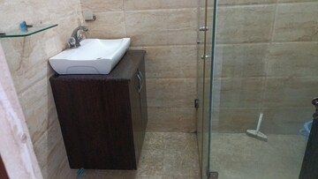 Bathroom in 3 BHK Builder Floor at Vaishali Sector 5 – for Rent