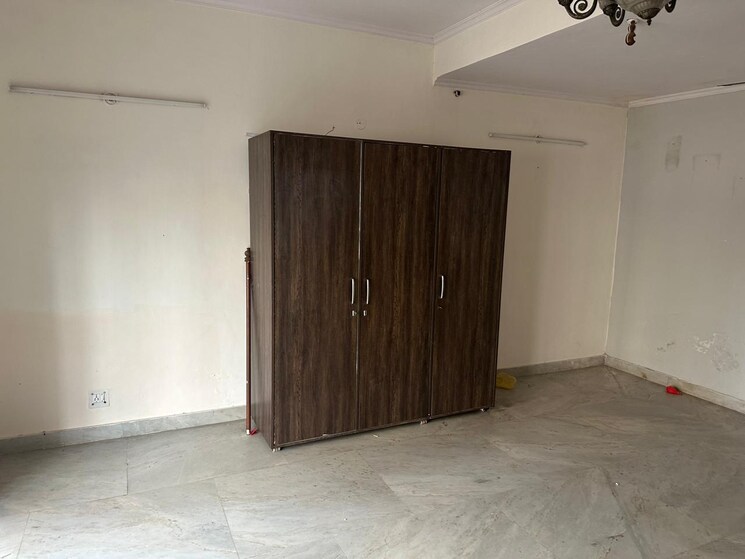 Room, ansal-plaza-sector-23 2 Bedroom 1700 Sq.Ft. Builder Floor In Sector 23 Gurgaon 9087442