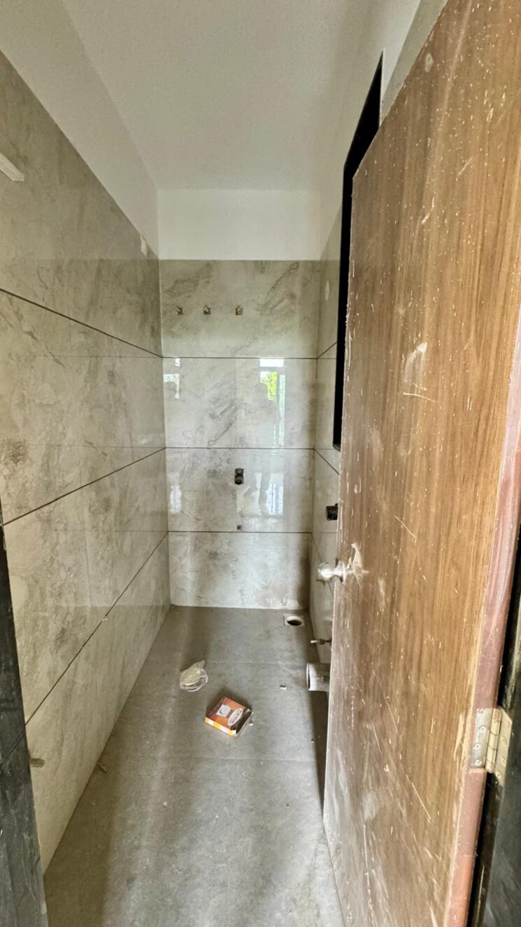 Bathroom, nav-geeta-chs 1 Bedroom 450 Sq.Ft. Apartment In Chembur Mumbai 9087454