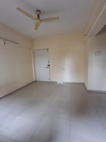 Room in 1.5 BHK Apartment at Shriniwas Serene County, Nanded – for Sale