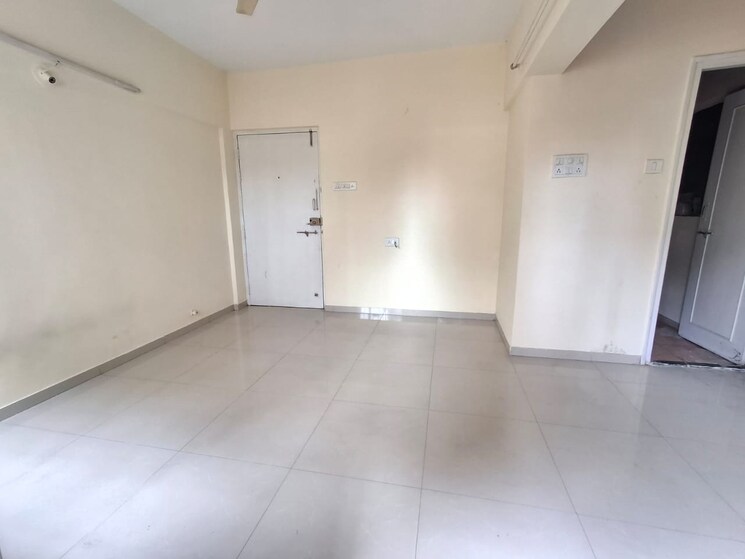 Room, shriniwas-serene-county 1.5 Bedroom 800 Sq.Ft. Apartment In Nanded Pune 9087467