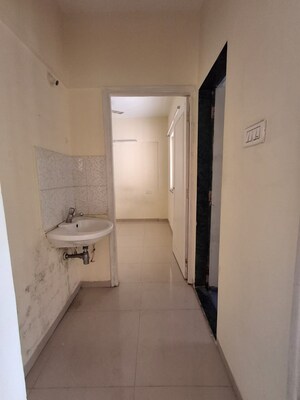 Bathroom in 1.5 BHK Apartment at Shriniwas Serene County, Nanded – for Sale