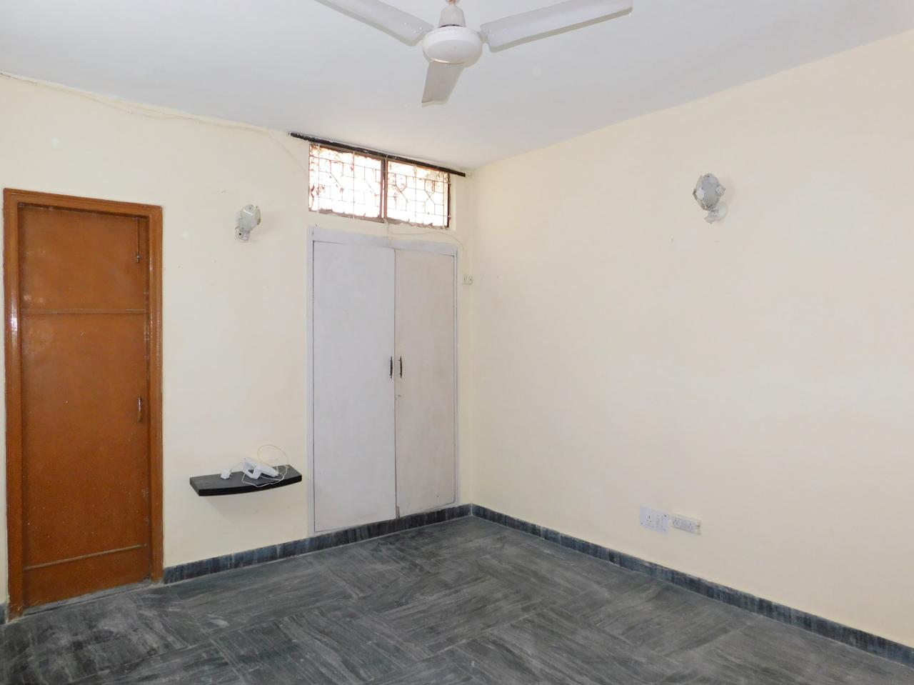 2 BHK Apartment For Rent in Ajnara Homes