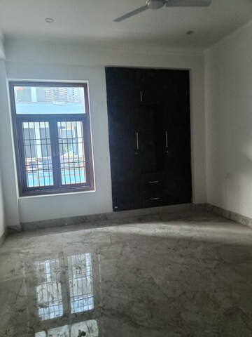 Room in 2 BHK Builder Floor at Chattarpur – for Rent
