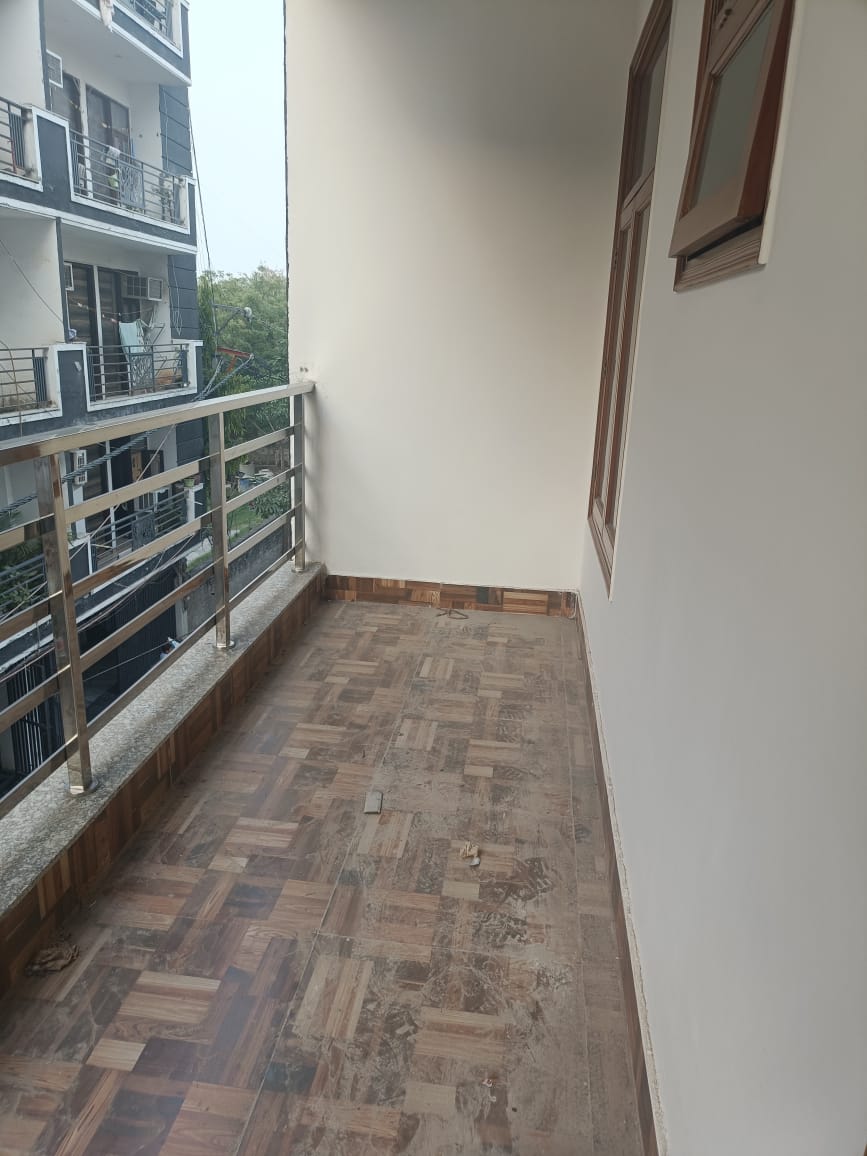 2 BHK + Extra Room Builder Floor For Rent in Chattarpur