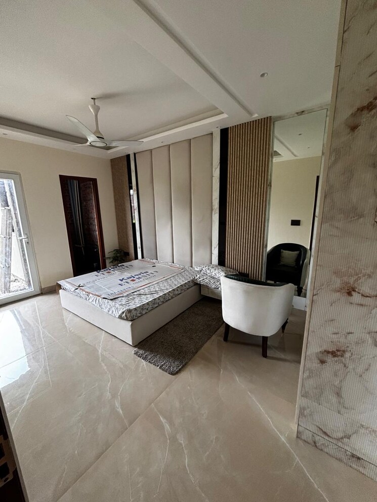 Bathroom, sector 89 3 Bedroom 180 Sq.Yd. Builder Floor In Sector 89 Faridabad 9087532