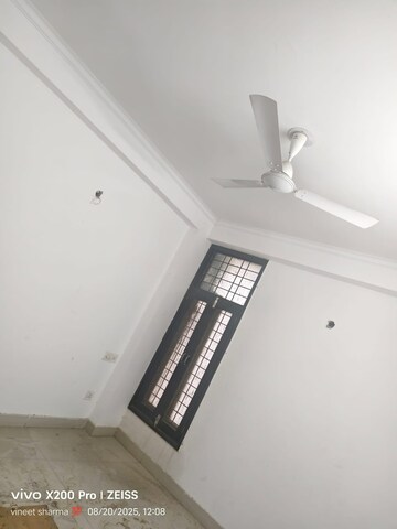  3 BHK Builder Floor at Maidan Garhi – for Sale