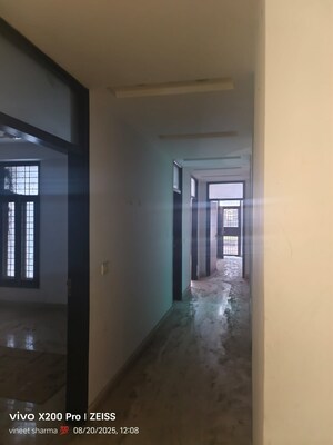  3 BHK Builder Floor at Maidan Garhi – for Sale