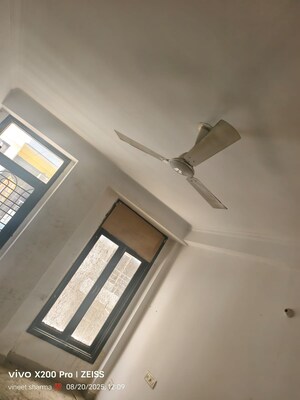  3 BHK Builder Floor at Maidan Garhi – for Sale