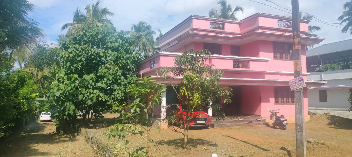4 BHK + Servant Room,Study Room,Extra Room Independent House For Sale in Kuttoor