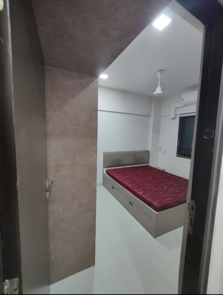 Bathroom, sindhi-society 1 Bedroom 500 Sq.Ft. Apartment In Chembur Mumbai 9087597