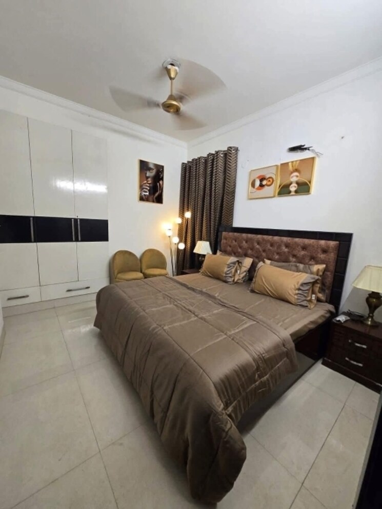 Bedroom, freedom fighters enclave 3 Bedroom 1600 Sq.Ft. Apartment In Freedom Fighters Enclave Delhi 9087675