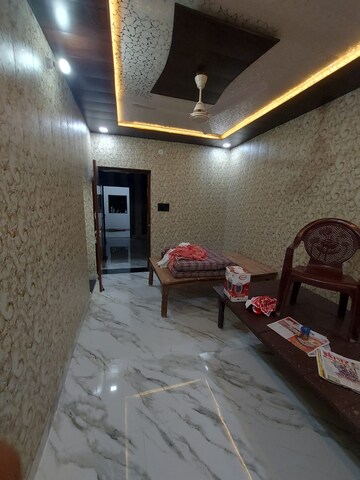 Parking in 2 BHK Independent House at Nishatganj Talkatora – for Rent