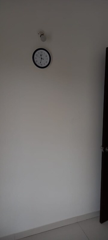 Room in 1 BHK Apartment at Triaa Hillome, Lohgaon – for Rent