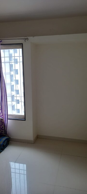 Room in 1 BHK Apartment at Triaa Hillome, Lohgaon – for Rent