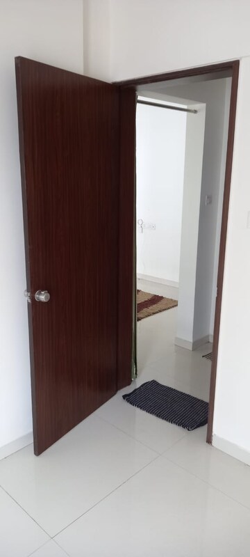 Room in 1 BHK Apartment at Triaa Hillome, Lohgaon – for Rent