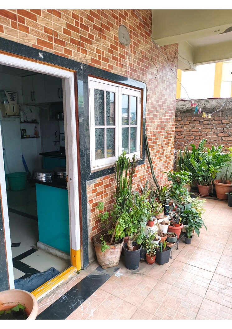 Balcony, amberpet Commercial Shop 452 Sq.Yd. In Amberpet Hyderabad 9087704