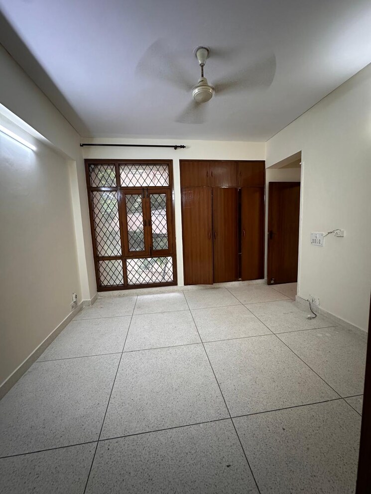 Bedroom, ansal-sushant-apartments 3.5 Bedroom 2300 Sq.Ft. Apartment In Sushant Lok I Gurgaon 9087799