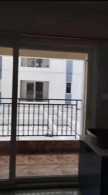 Room in 2 BHK Apartment at Candeur 40, Miyapur – for Rent
