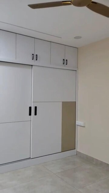 Furnished Amenities in 2 BHK Apartment at Candeur 40, Miyapur – for Rent