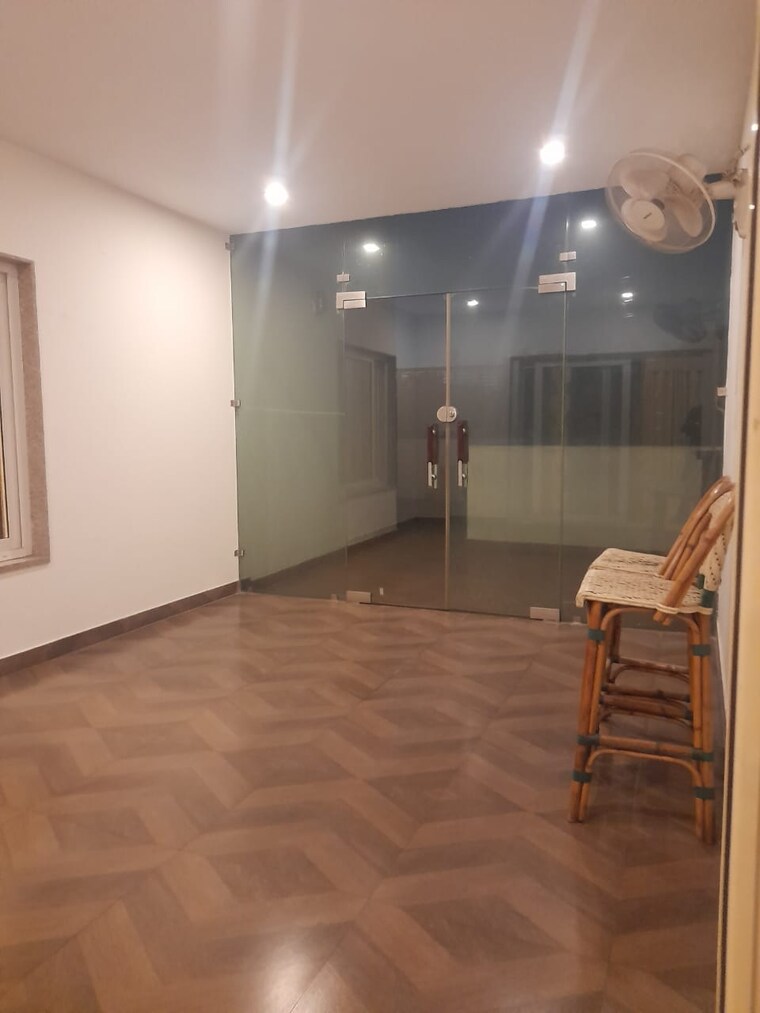 Room, paramount-golf-forest-studio-apartments-phase-2- Studio 435 Sq.Ft. Apartment In Zeta I Greater Noida Greater Noida 9087837