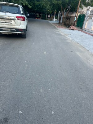 Parking in 2 BHK Independent House at Sector 45 – for Sale