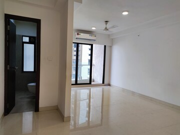 Room in 3 BHK Apartment at Sunteck City Avenue 1, Goregaon West – for Rent