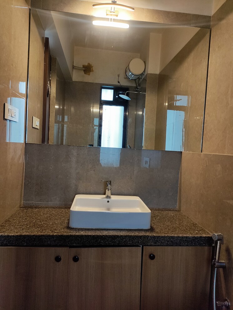 Bathroom, sunteck-city-avenue-1 3 Bedroom 1088 Sq.Ft. Apartment In Goregaon West Mumbai 9087862