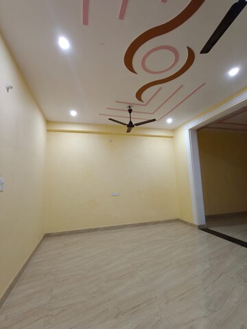 Room in 3 BHK Independent House at Gomti Nagar – for Rent
