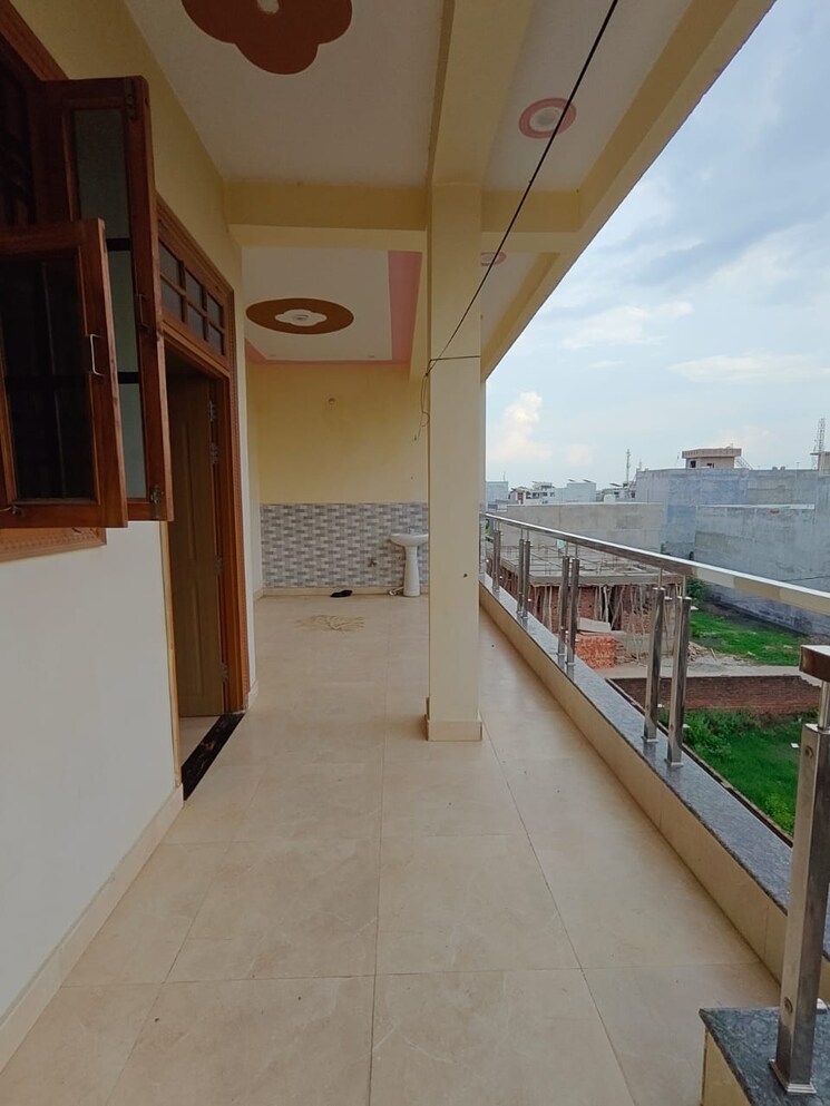 Balcony, gomti nagar 3 Bedroom 1500 Sq.Ft. Independent House In Gomti Nagar Lucknow 9087868