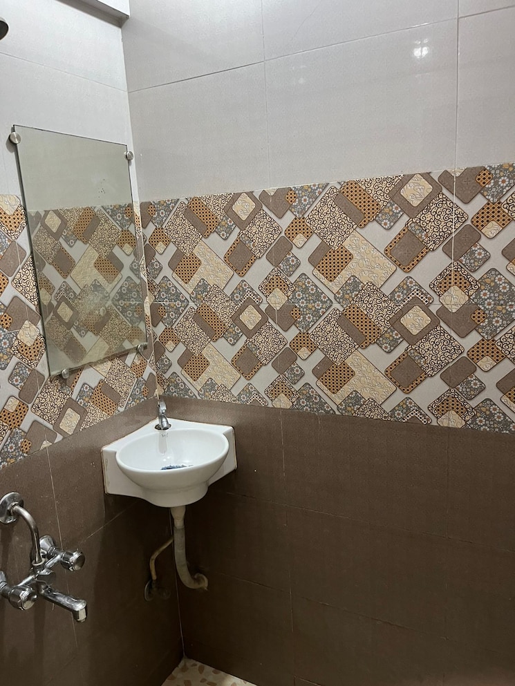 Bathroom, riddhi-garden 1 Bedroom 600 Sq.Ft. Apartment In Malad East Mumbai 9087866