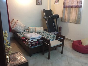 Living Room in 1 BHK Builder Floor at Lajpat Nagar I – for Rent