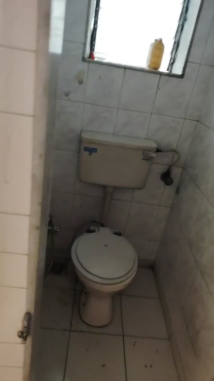 Bathroom, marzban-chs 1 Bedroom 550 Sq.Ft. Apartment In Vile Parle East Mumbai 9087897
