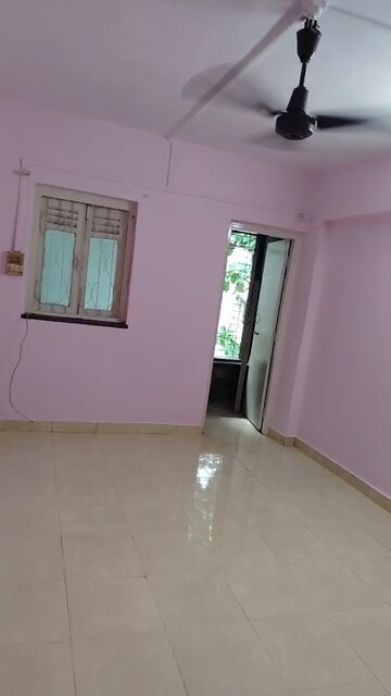 Furnished Amenities in 1 BHK Apartment at Marzban CHS, Vile Parle East – for Rent