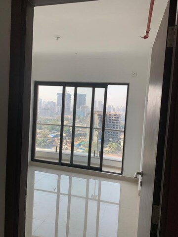 Room in 3 BHK Apartment at Sunteck City Avenue 1, Goregaon West – for Rent