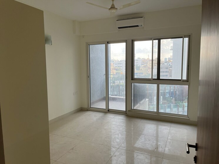 Room, snn-clermont 4 Bedroom 3124 Sq.Ft. Apartment In Hebbal Bangalore 9087969